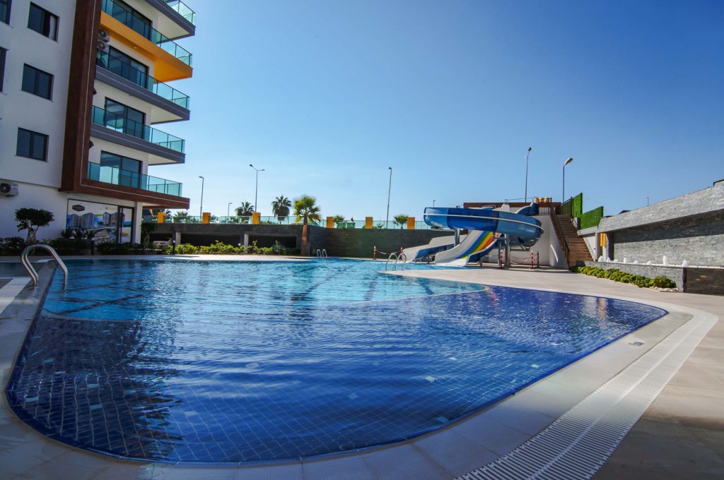 Stan uz more na prodaju u Mahmutlar Alanya