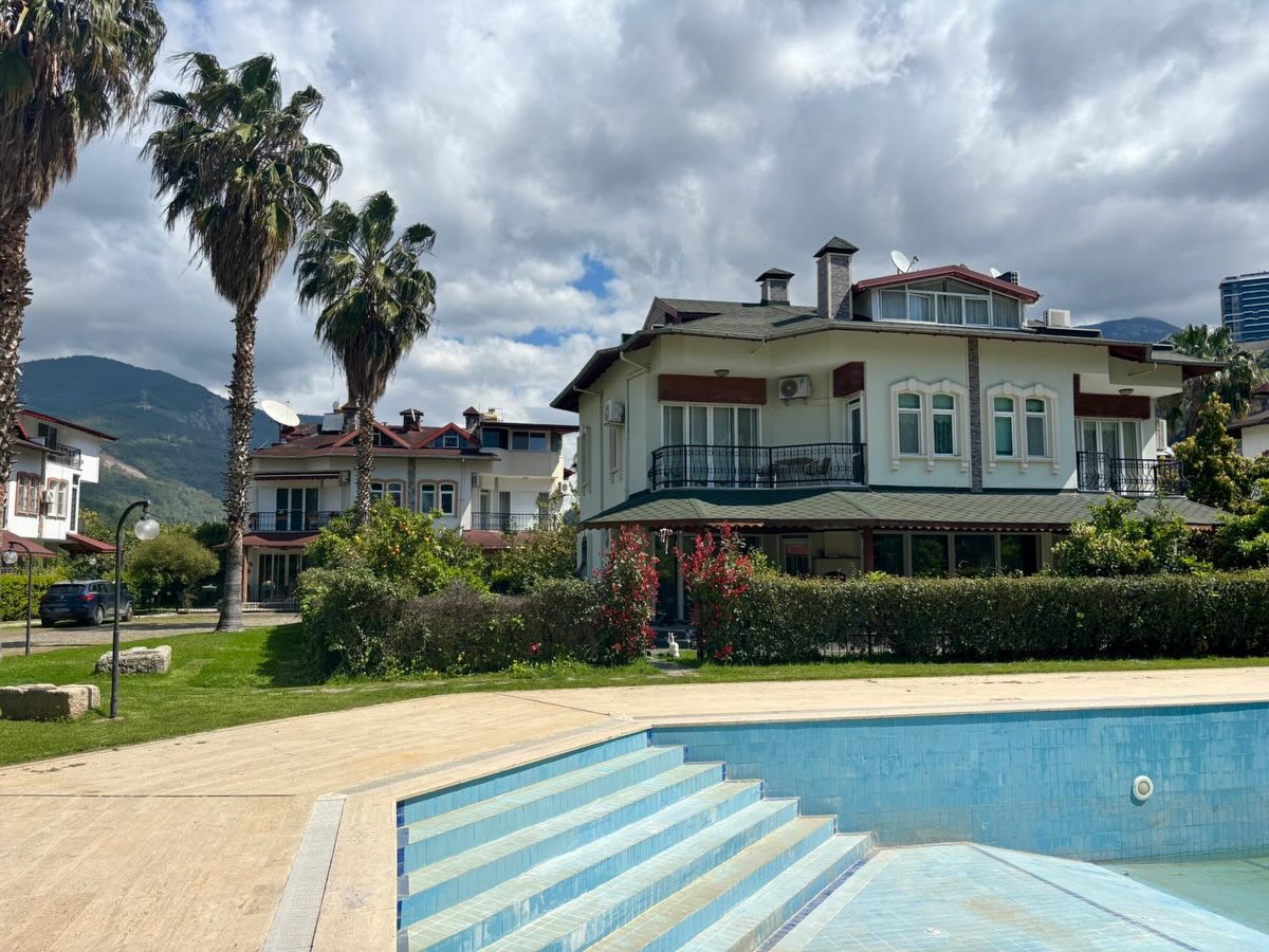 Vila na prodaju u Alanyi Dimçay