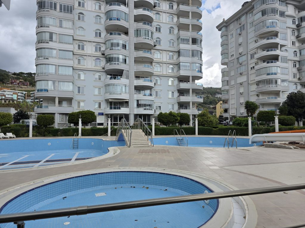 Luksuzan 2+1 Stan na Prodaju u Centru Alanye – Panorama Garden