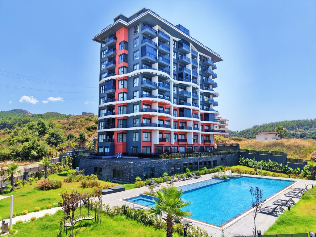 Potpuno namješten 2+1 dupleks penthouse na prodaju u kompleksu Kavi Skyland – Demirtaş, Alanya