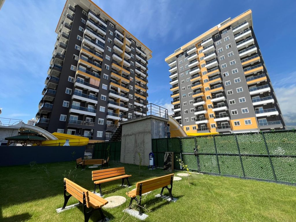 Penthouse 3+1 na prodaju u Alanji, Mahmutlar