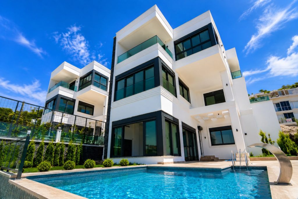 Ultra luksuzna vila s privatnim bazenom i pogledom na more u Kargıčaku, Alanya